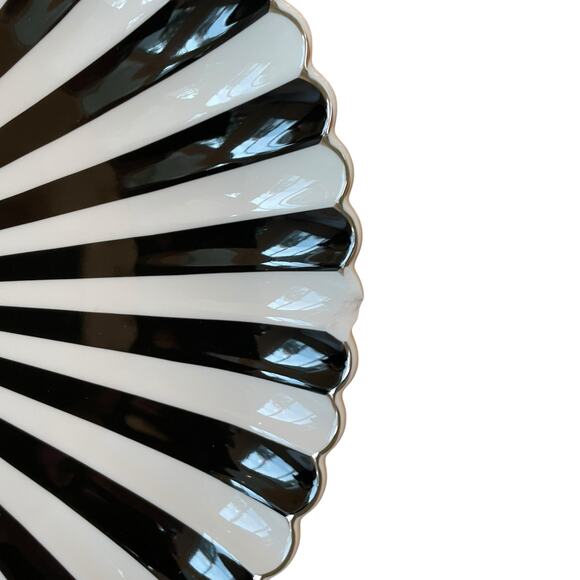 Monterey Bay Porcelain Serving Platter 12.5in Round Black White Striped NEW - Picture 6 of 14